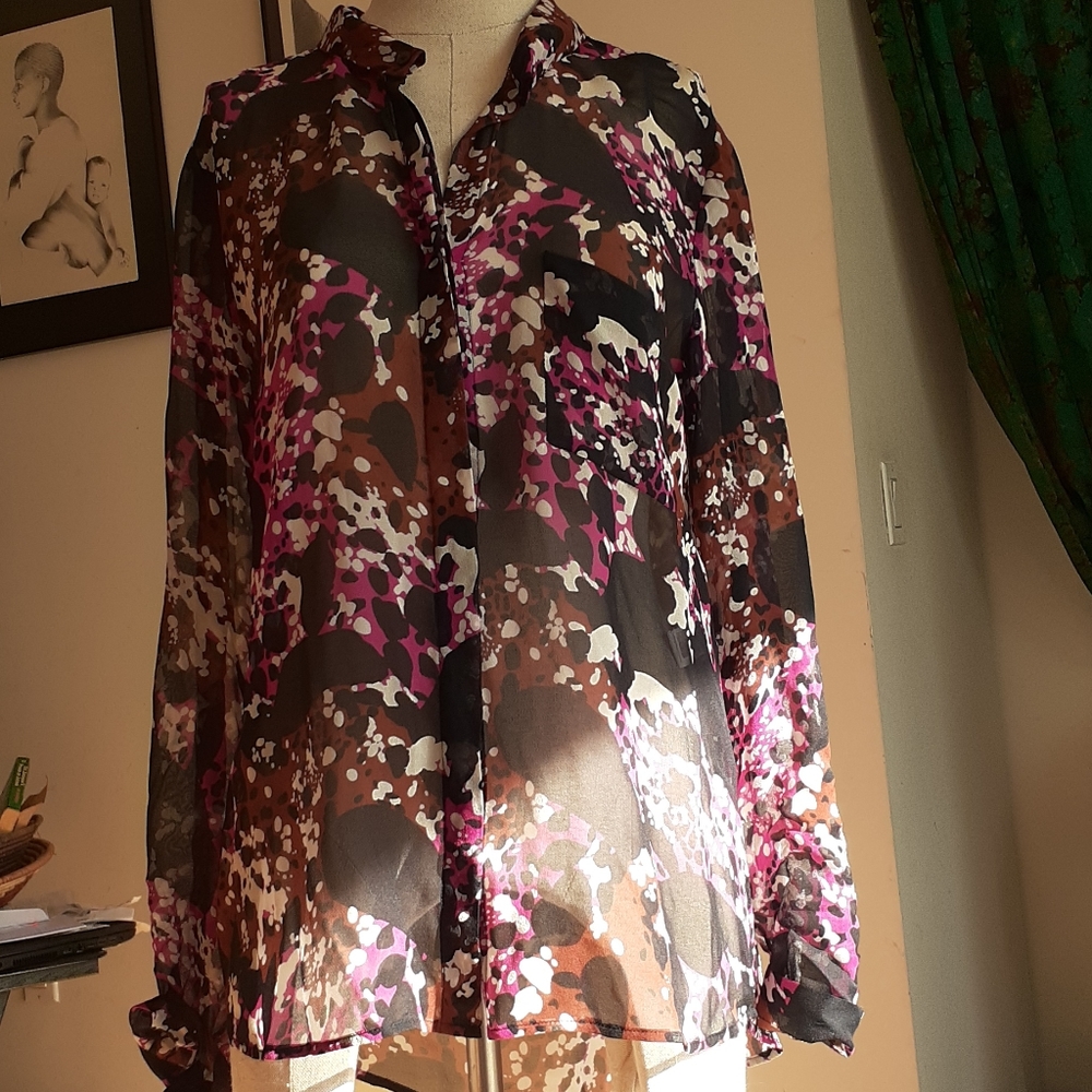 DVF 100% silk blouse